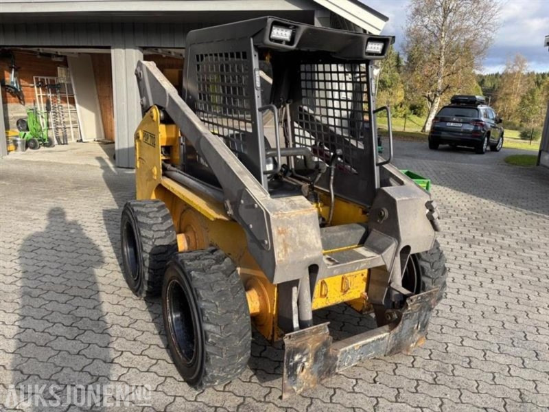 2003 Daewoo DSL 702 Kompaktlaster - Skid steer loader: picture 2 2003 Daewoo DSL 702 Kompaktlaster - Skid steer loader: picture 2