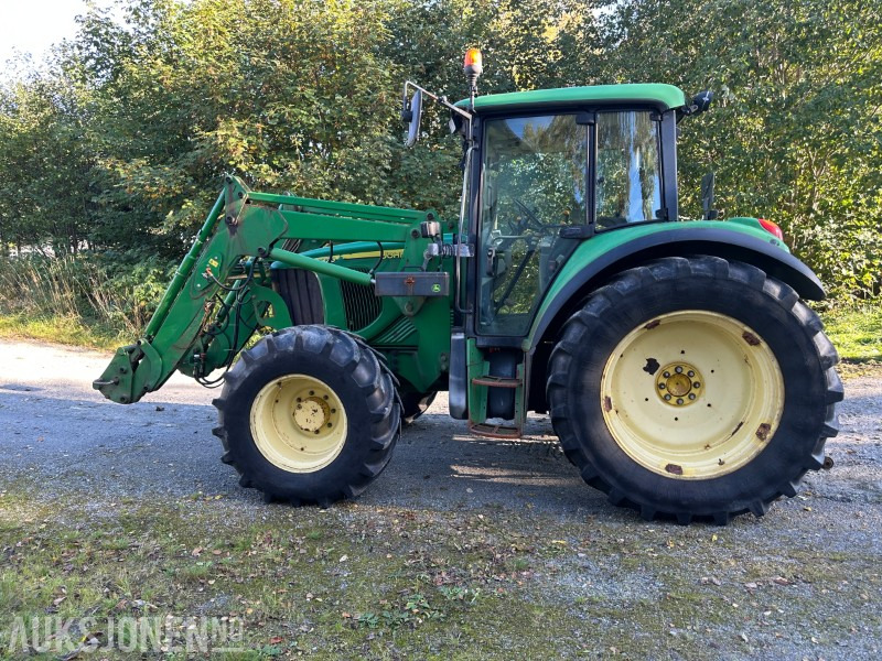 2004 John Deere 6320 - traktor med frontlaster - Farm tractor: picture 5 2004 John Deere 6320 - traktor med frontlaster - Farm tractor: picture 5