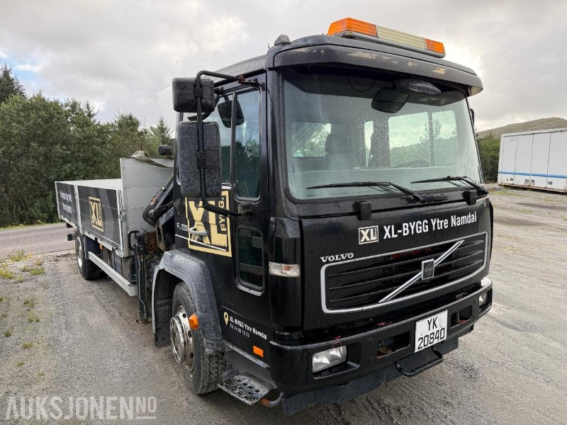2005 VOLVO FL6H Kranbil med Fast Plan 267842 km Svingbare Lemmer - Crane truck: picture 3 2005 VOLVO FL6H Kranbil med Fast Plan 267842 km Svingbare Lemmer - Crane truck: picture 3