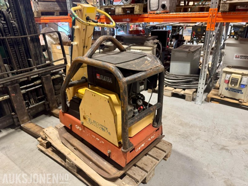 2007 Dynapac LG500 Vibroplate - Construction equipment: picture 4 2007 Dynapac LG500 Vibroplate - Construction equipment: picture 4