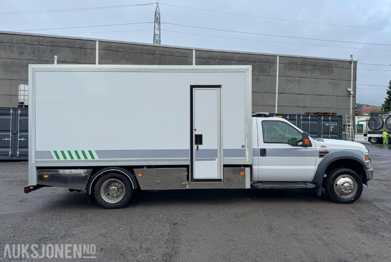 2008 Ford F-550 XL SuperDuty V8 PowerStroke, verkstedvogn/servicebil, Rioned spyleaggregat, Sortimo, fjernstyring, kraftuttak, EU til 06.2026! - Box truck: picture 4 2008 Ford F-550 XL SuperDuty V8 PowerStroke, verkstedvogn/servicebil, Rioned spyleaggregat, Sortimo, fjernstyring, kraftuttak, EU til 06.2026! - Box truck: picture 4