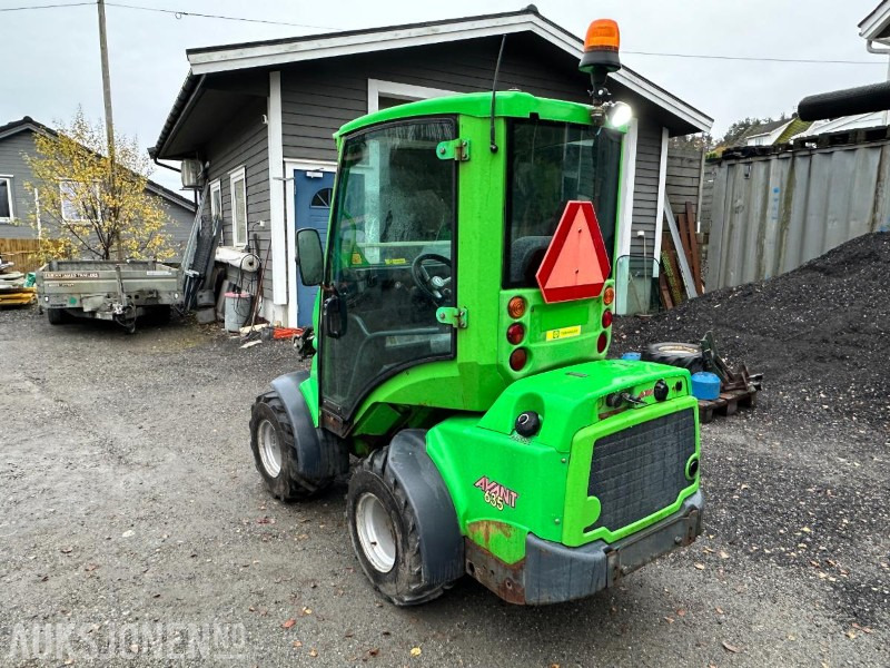 2012 Avant 635 Kompaktlaster m/brakett/felgvekter, 1866 timer - Skid steer loader: picture 3 2012 Avant 635 Kompaktlaster m/brakett/felgvekter, 1866 timer - Skid steer loader: picture 3
