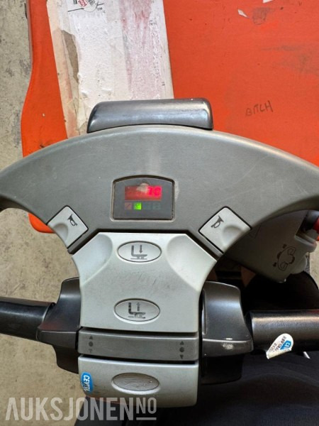2014 BT OSE250 PLUKKTRUCK - Order picker: picture 5 2014 BT OSE250 PLUKKTRUCK - Order picker: picture 5