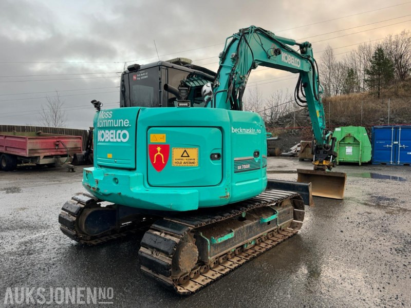 2015 Kobelco SK75SR-3E GRAVEMASKIN, ENGCON TILTROTATOR, SENTRALSMØRING, SERVICEHISTORIKK, 2 SKUFFER - Excavator: picture 4 2015 Kobelco SK75SR-3E GRAVEMASKIN, ENGCON TILTROTATOR, SENTRALSMØRING, SERVICEHISTORIKK, 2 SKUFFER - Excavator: picture 4