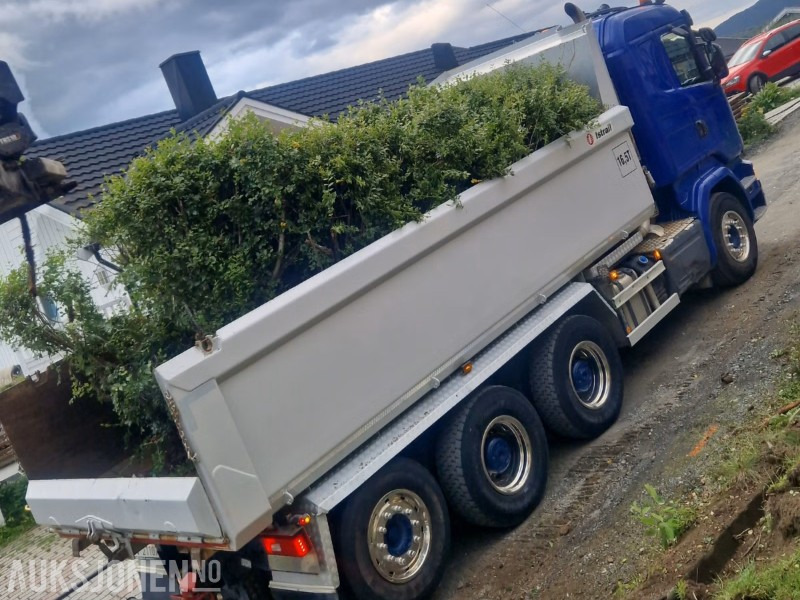 2015 Scania R580 Tippbil - Euro6 - 8X4 - 483 000km - Tipper: picture 4 2015 Scania R580 Tippbil - Euro6 - 8X4 - 483 000km - Tipper: picture 4