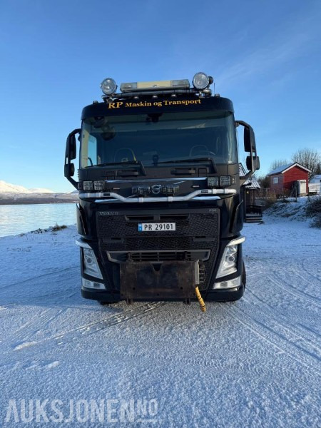 2015 Volvo FH16 6X4 540 Tippbil - Brøyterigget - Skjær - 403000KM - Tipper: picture 3 2015 Volvo FH16 6X4 540 Tippbil - Brøyterigget - Skjær - 403000KM - Tipper: picture 3