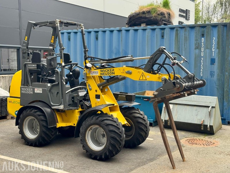 2015 Wacker Neuson WL20e - Elektrisk Hjullaster - Skuffe - Gafler - Minicontainer m/Tipp - Timer: 452 - Wheel loader: picture 2 2015 Wacker Neuson WL20e - Elektrisk Hjullaster - Skuffe - Gafler - Minicontainer m/Tipp - Timer: 452 - Wheel loader: picture 2