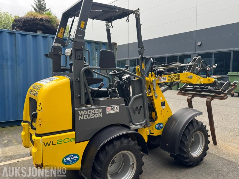 2015 Wacker Neuson WL20e - Elektrisk Hjullaster - Skuffe - Gafler - Minicontainer m/Tipp - Timer: 452 - Wheel loader: picture 4 2015 Wacker Neuson WL20e - Elektrisk Hjullaster - Skuffe - Gafler - Minicontainer m/Tipp - Timer: 452 - Wheel loader: picture 4
