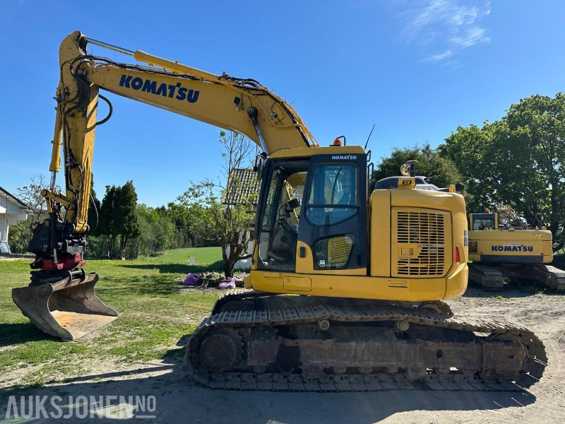 2019 Komatsu PC228USLC-11 - Gravemaskin - Tiltrotator R8 - Topcon GPS - 2skuffer - Sentralsmøring - 4467timer - Excavator: picture 2 2019 Komatsu PC228USLC-11 - Gravemaskin - Tiltrotator R8 - Topcon GPS - 2skuffer - Sentralsmøring - 4467timer - Excavator: picture 2