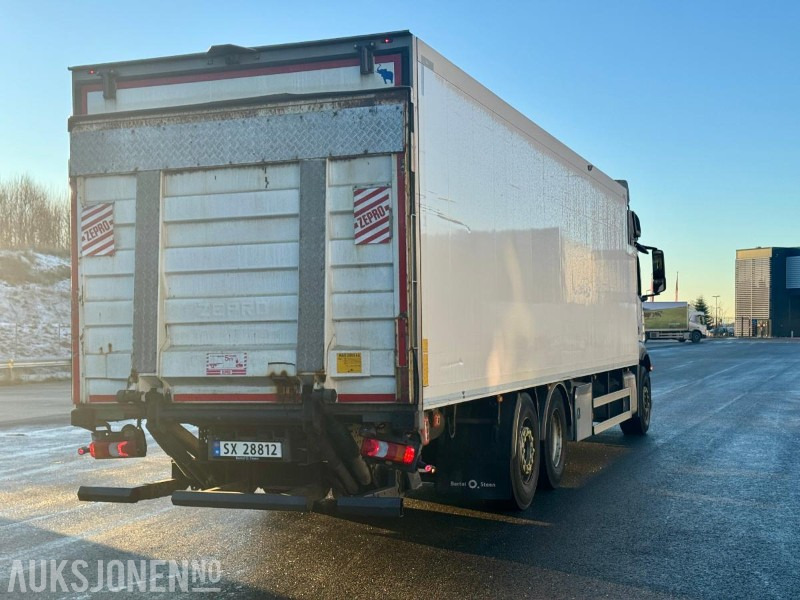 2019 Mercedes-Benz Actros 2545 L 6x2 Kjølebil - Eu-godkjent til 06/26 - Km: 193419 - Box truck: picture 3 2019 Mercedes-Benz Actros 2545 L 6x2 Kjølebil - Eu-godkjent til 06/26 - Km: 193419 - Box truck: picture 3