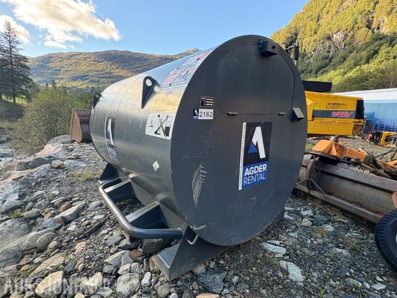 2021 Fuel Proof 4500 liter dobbelvegget dieseltank med pumpeanlegg - Construction equipment: picture 1 2021 Fuel Proof 4500 liter dobbelvegget dieseltank med pumpeanlegg - Construction equipment: picture 1