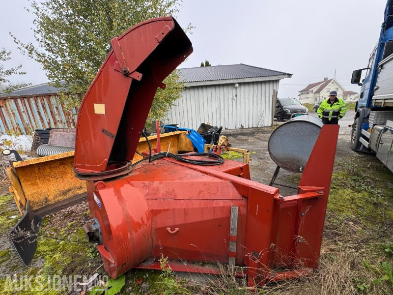 Dalen snøfres med hydraulisk tut - Agricultural machinery: picture 5 Dalen snøfres med hydraulisk tut - Agricultural machinery: picture 5
