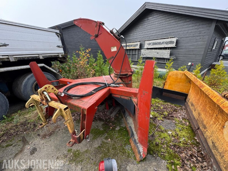 Dalen snøfres med hydraulisk tut - Agricultural machinery: picture 1 Dalen snøfres med hydraulisk tut - Agricultural machinery: picture 1