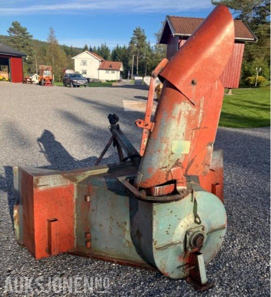 Snøfreser- Hydraulisk styring av tut - Med PTO - Agricultural machinery: picture 1 Snøfreser- Hydraulisk styring av tut - Med PTO - Agricultural machinery: picture 1