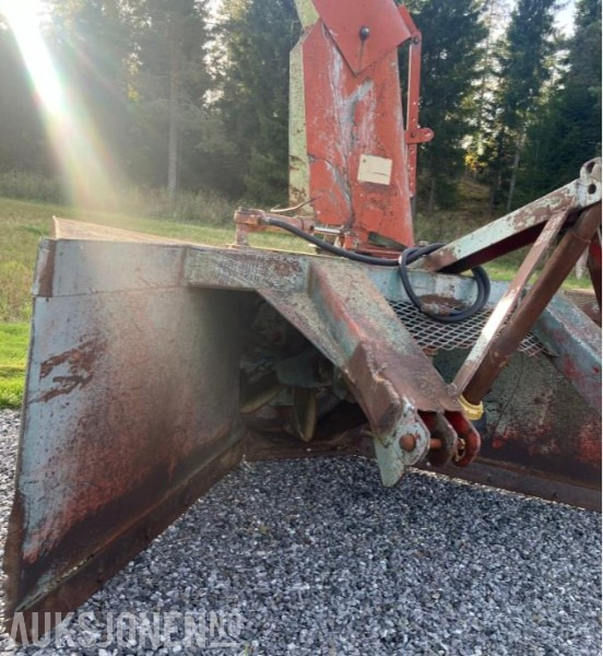 Snøfreser- Hydraulisk styring av tut - Med PTO - Agricultural machinery: picture 5 Snøfreser- Hydraulisk styring av tut - Med PTO - Agricultural machinery: picture 5