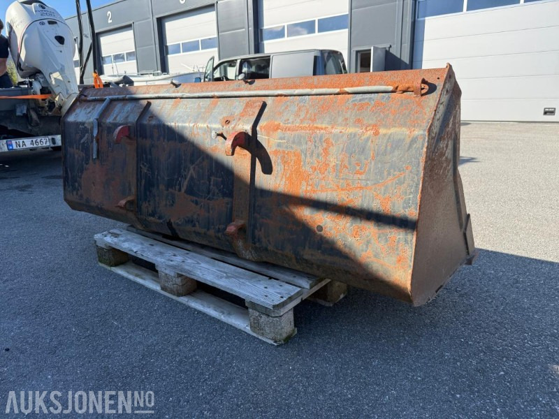 Traktorskuff. - Agricultural machinery: picture 2 Traktorskuff. - Agricultural machinery: picture 2