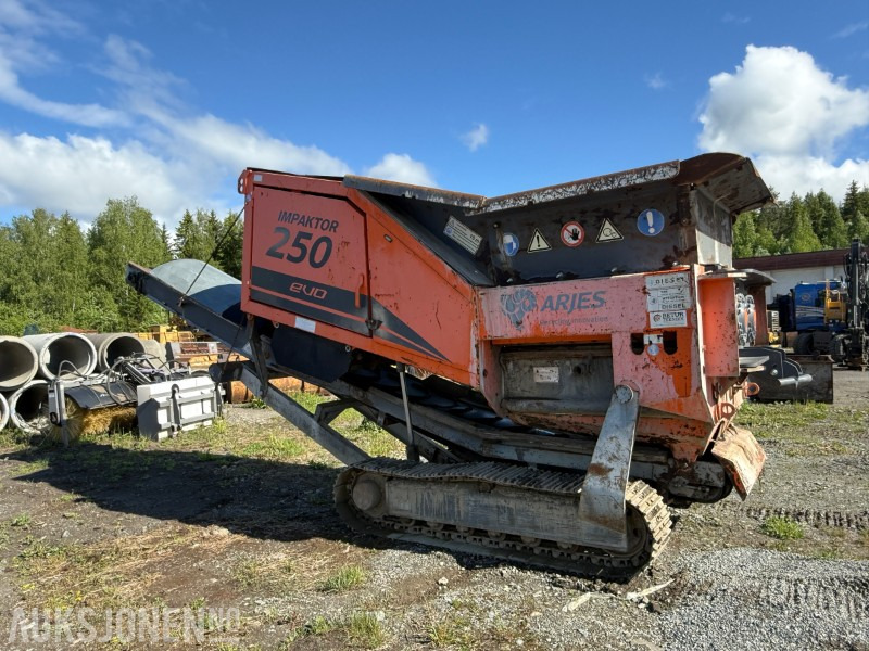 Arjes Impaktor 250 evo kvern - 2 sett med knusekassetter - Servicekit - 922 arbeidstimer - Industrial waste shredder: picture 3 Arjes Impaktor 250 evo kvern - 2 sett med knusekassetter - Servicekit - 922 arbeidstimer - Industrial waste shredder: picture 3