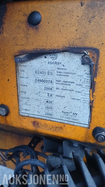 2005 Epoke IGLOO S2400 tallerkenspreder, EpoMaster, Honda motor - Attachment for Construction machinery: picture 4 2005 Epoke IGLOO S2400 tallerkenspreder, EpoMaster, Honda motor - Attachment for Construction machinery: picture 4