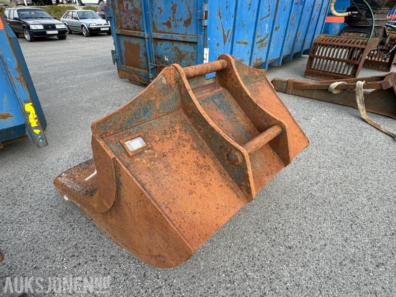 2011 BSM Pusseskuffe 1200L S70 - Attachment for Construction machinery: picture 4 2011 BSM Pusseskuffe 1200L S70 - Attachment for Construction machinery: picture 4