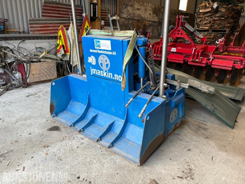 2014 AP LEVELLER 1400 / PLANERINGSSKJÆR MED TVERRFALLSENSOR OG LASERMOTTAKERE - Attachment for Construction machinery: picture 1 2014 AP LEVELLER 1400 / PLANERINGSSKJÆR MED TVERRFALLSENSOR OG LASERMOTTAKERE - Attachment for Construction machinery: picture 1