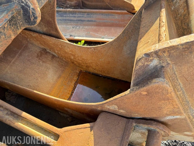 Graveskuff med S70 feste – Brukt - Attachment for Construction machinery: picture 1 Graveskuff med S70 feste – Brukt - Attachment for Construction machinery: picture 1