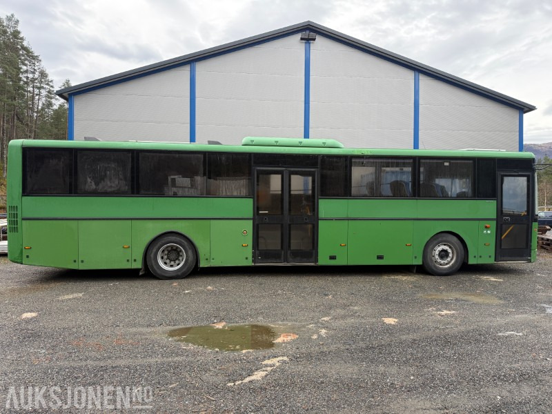 2006 Volvo B12B 4X2 - Campingbuss - Festivalbuss - Handicapheis - Solcelleanlegg - Bus: picture 5 2006 Volvo B12B 4X2 - Campingbuss - Festivalbuss - Handicapheis - Solcelleanlegg - Bus: picture 5