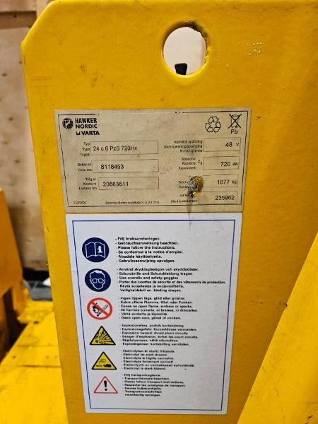1998 Jungheinrich ETV 25G - 800DZ - Elektrisk skyvemasttruck - 7800 timer. - Material handling equipment: picture 5 1998 Jungheinrich ETV 25G - 800DZ - Elektrisk skyvemasttruck - 7800 timer. - Material handling equipment: picture 5
