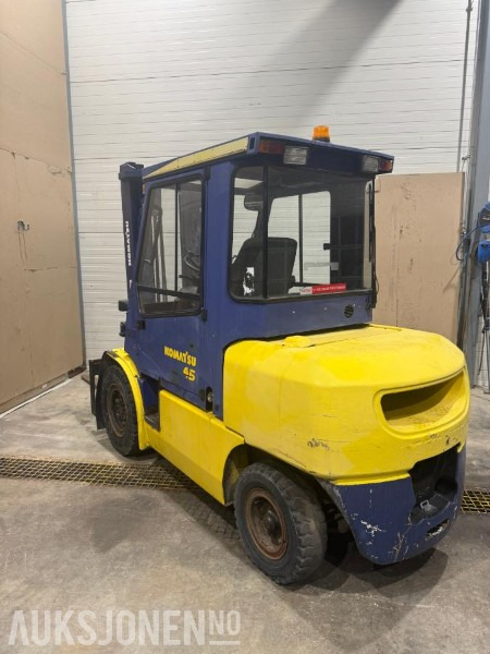2000 Komatsu FD 45-7 Truck - Material handling equipment: picture 3 2000 Komatsu FD 45-7 Truck - Material handling equipment: picture 3