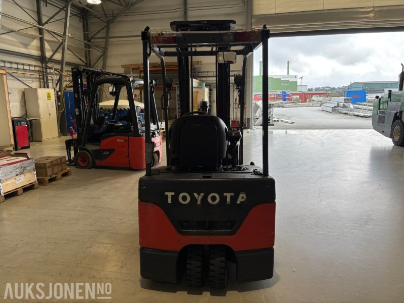 2005 Toyota Elektrisk Gaffeltruck 7FBEF15. 1500kg - Material handling equipment: picture 4 2005 Toyota Elektrisk Gaffeltruck 7FBEF15. 1500kg - Material handling equipment: picture 4