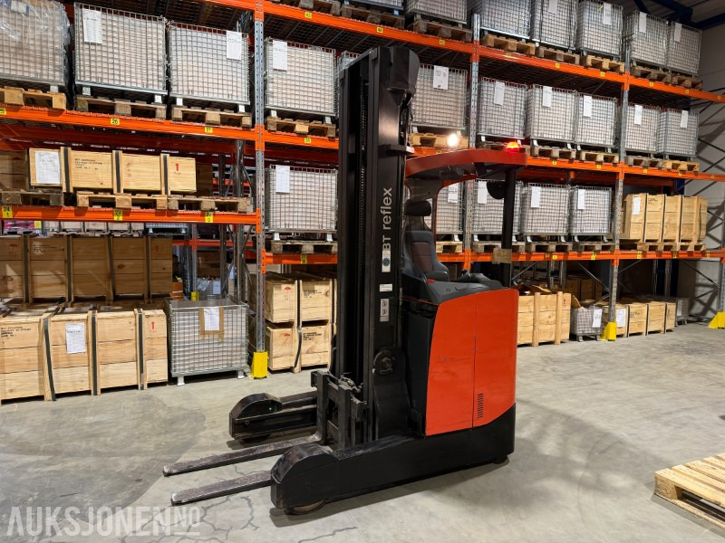 2013 Toyota BT Reflex RRE200E skyvemasttruck - Material handling equipment: picture 3 2013 Toyota BT Reflex RRE200E skyvemasttruck - Material handling equipment: picture 3