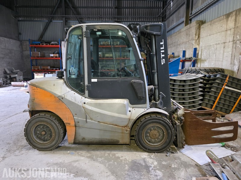 Still RX 70-40 truck 4 Tonn gripeklo/balleaggregat - Material handling equipment: picture 4 Still RX 70-40 truck 4 Tonn gripeklo/balleaggregat - Material handling equipment: picture 4