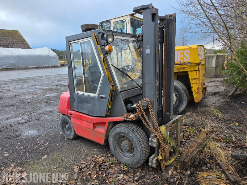 Toyota truck 02-3FD25 1600 KG diesel - Material handling equipment: picture 5 Toyota truck 02-3FD25 1600 KG diesel - Material handling equipment: picture 5