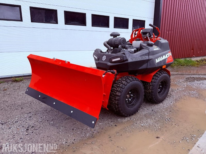 2023 Ariens Mammoth 850 med Skjær, Fres, Kost og Saltspreder - KUN 10,5 Timer - Municipal/ Special vehicle: picture 1 2023 Ariens Mammoth 850 med Skjær, Fres, Kost og Saltspreder - KUN 10,5 Timer - Municipal/ Special vehicle: picture 1