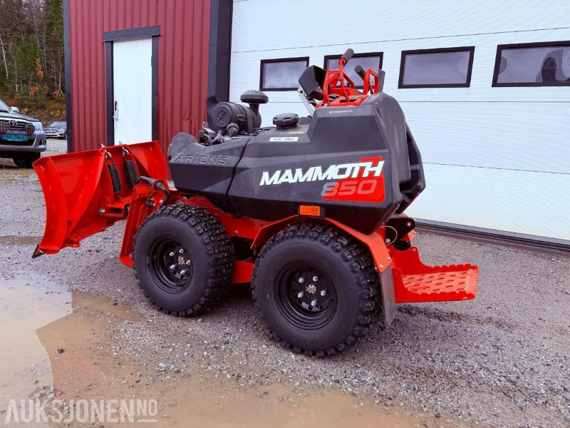 2023 Ariens Mammoth 850 med Skjær, Fres, Kost og Saltspreder - KUN 10,5 Timer - Municipal/ Special vehicle: picture 4 2023 Ariens Mammoth 850 med Skjær, Fres, Kost og Saltspreder - KUN 10,5 Timer - Municipal/ Special vehicle: picture 4