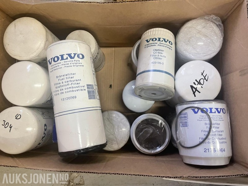 Div. filter Volvo-Fleetguard - Truck: picture 3 Div. filter Volvo-Fleetguard - Truck: picture 3
