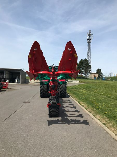 Kverneland PG 100-7 - Plow: picture 4 Kverneland PG 100-7 - Plow: picture 4