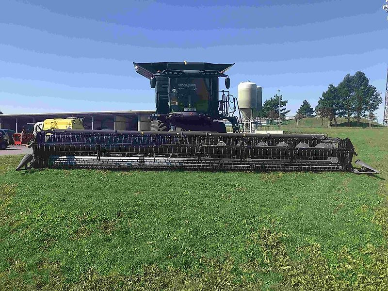 Massey Ferguson IDEAL 8 PL - Combine harvester: picture 3 Massey Ferguson IDEAL 8 PL - Combine harvester: picture 3