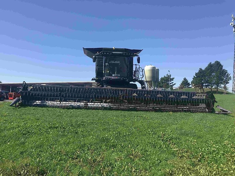 Massey Ferguson IDEAL 8 PL - Combine harvester: picture 4 Massey Ferguson IDEAL 8 PL - Combine harvester: picture 4