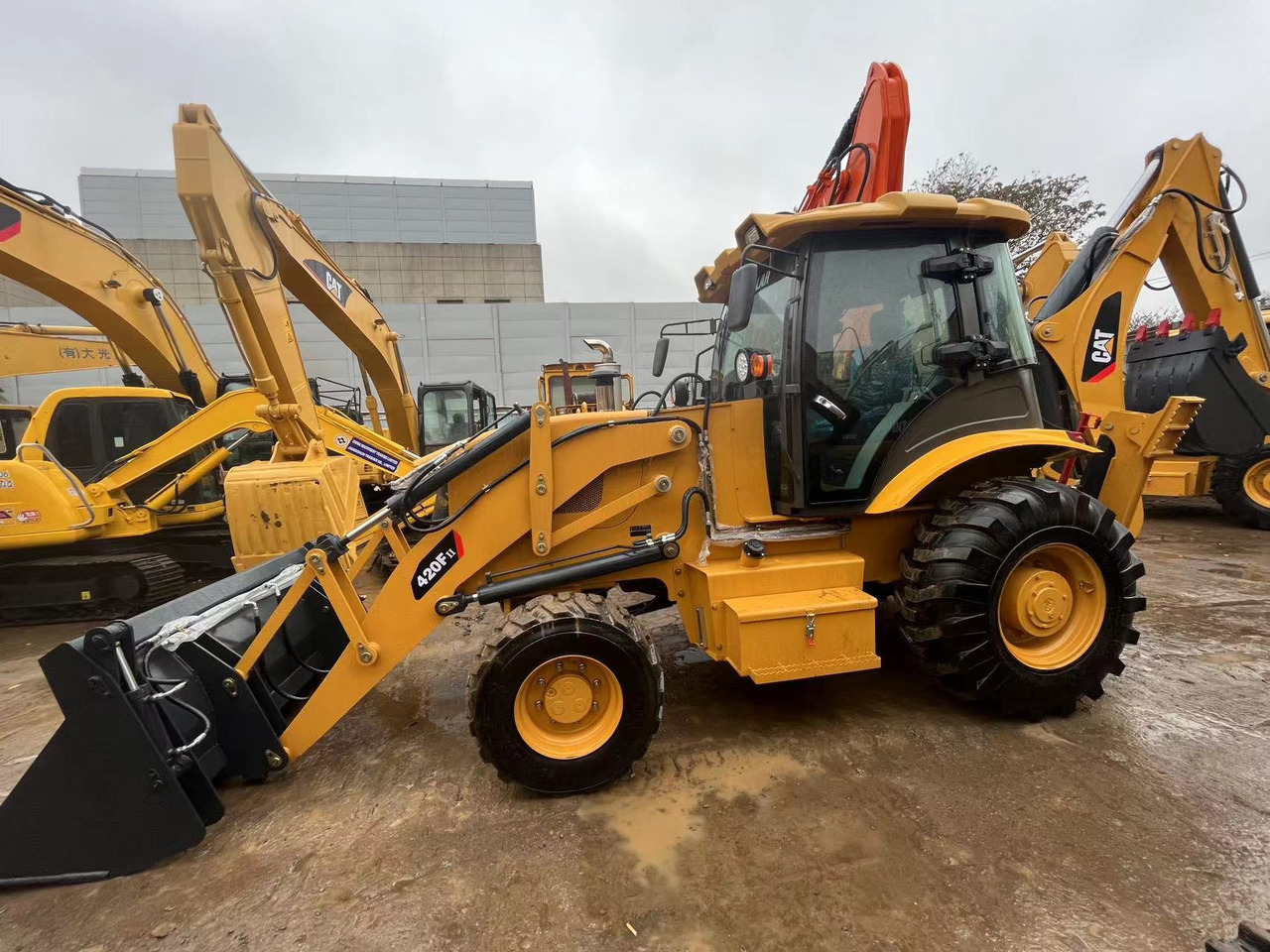 Caterpillar 420F Backhoe CAT 420F2 New or Used JCB 3CX 4CX Read to Ship - Backhoe loader: picture 4 Caterpillar 420F Backhoe CAT 420F2 New or Used JCB 3CX 4CX Read to Ship - Backhoe loader: picture 4