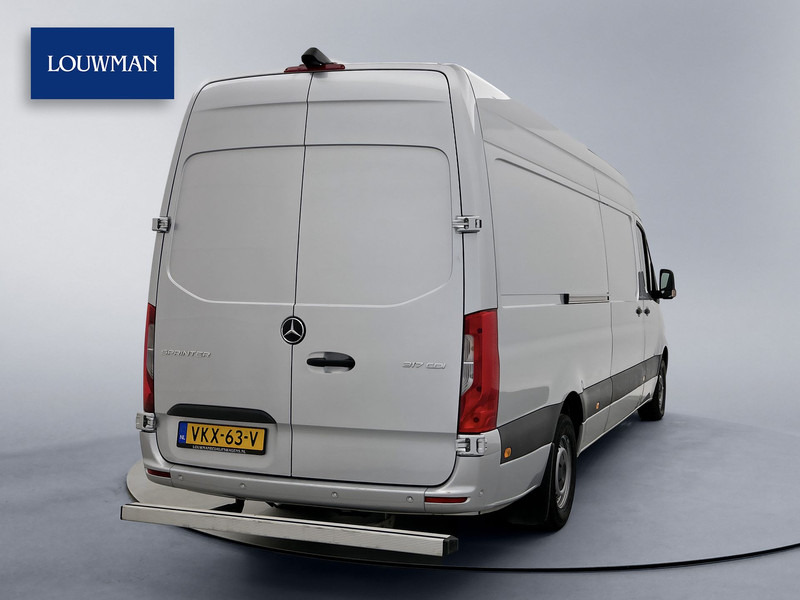 Mercedes-Benz Sprinter 317 1.9 CDI L3H2 3500kg trekgewicht Navigatie Achteruitrijcamera Apple Carplay/Android Auto Betimmering Cruise Control - Small van: picture 2 Mercedes-Benz Sprinter 317 1.9 CDI L3H2 3500kg trekgewicht Navigatie Achteruitrijcamera Apple Carplay/Android Auto Betimmering Cruise Control - Small van: picture 2