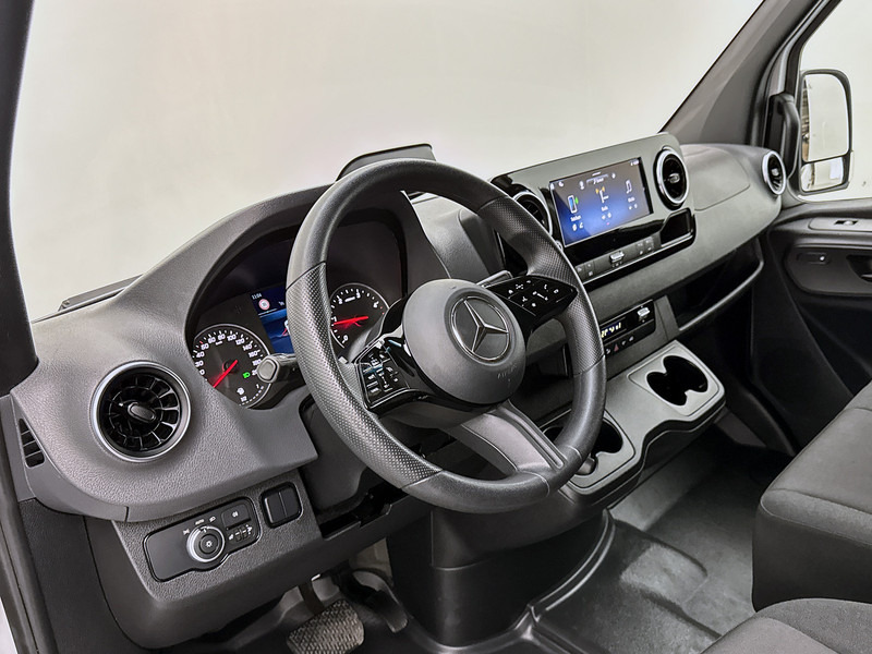 Mercedes-Benz Sprinter 317 1.9 CDI L3H2 Pro Achteruitrijcamera Stoelverwarming Cruise Control Betimmering - Small van: picture 4 Mercedes-Benz Sprinter 317 1.9 CDI L3H2 Pro Achteruitrijcamera Stoelverwarming Cruise Control Betimmering - Small van: picture 4