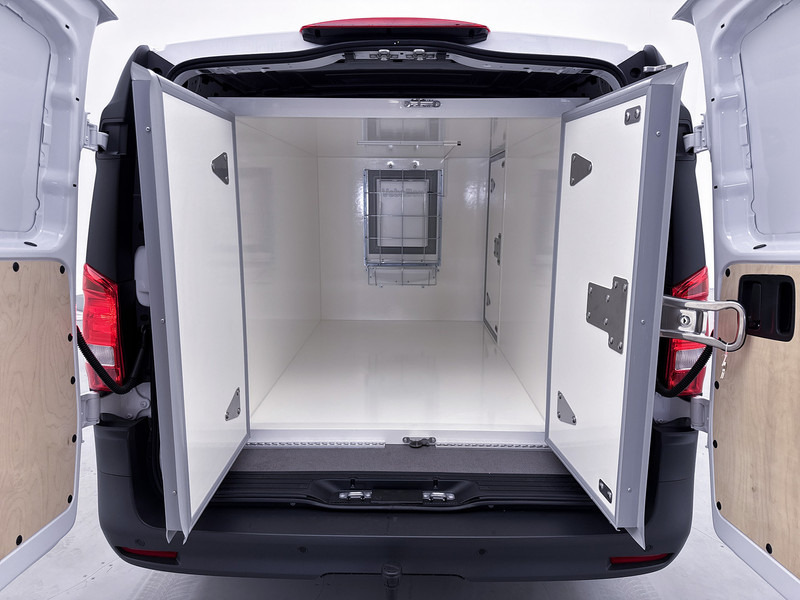 Mercedes-Benz Vito 116 CDI L2 Pro Vebabox koeling Trekhaak Multibeam LED Betimmering Achteruitrijcamera met Parkeersensoren - Refrigerated van: picture 4 Mercedes-Benz Vito 116 CDI L2 Pro Vebabox koeling Trekhaak Multibeam LED Betimmering Achteruitrijcamera met Parkeersensoren - Refrigerated van: picture 4