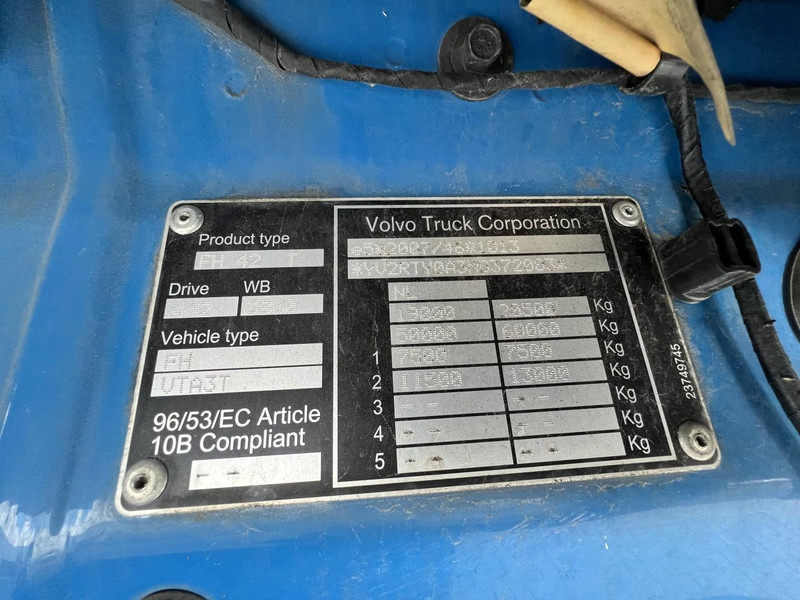 Tractor unit Volvo FH 460 4x2 trekker Globetrotter / 2x Fuel Tank: picture 17 Tractor unit Volvo FH 460 4x2 trekker Globetrotter / 2x Fuel Tank: picture 17