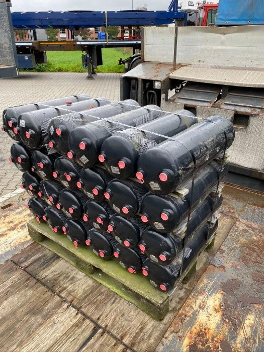 Butelii aer cap tractor / trailer/ semiremorca/ camion noi dezme truck - Air suspension for Truck: picture 1 Butelii aer cap tractor / trailer/ semiremorca/ camion noi dezme truck - Air suspension for Truck: picture 1