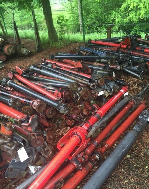MAN TGA - Propeller shaft for Truck: picture 3 MAN TGA - Propeller shaft for Truck: picture 3