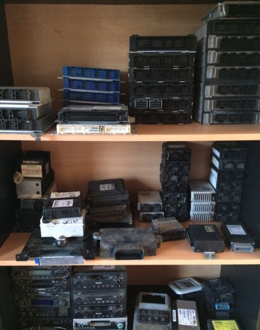 Vand calculatoare bord Euro 5 IVECO - ECU for Truck: picture 1 Vand calculatoare bord Euro 5 IVECO - ECU for Truck: picture 1