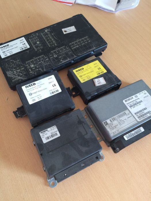 Vand calculatoare bord IVECO - ECU for Truck: picture 1 Vand calculatoare bord IVECO - ECU for Truck: picture 1