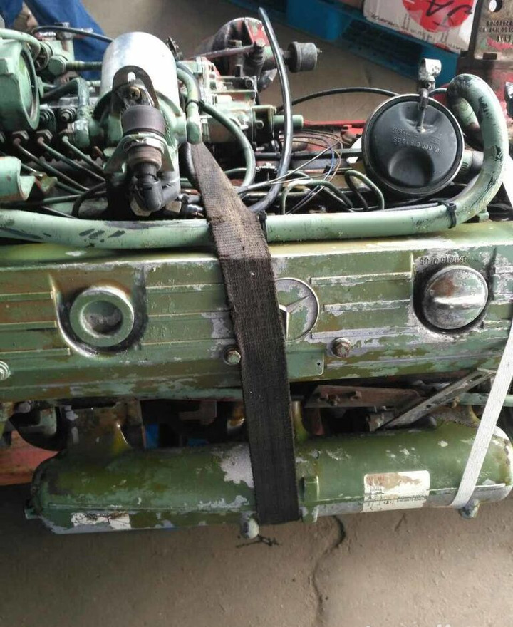 Mercedes-Benz OM366A 170 E2   Mercedes-Benz 814 - Engine for Truck: picture 1 Mercedes-Benz OM366A 170 E2   Mercedes-Benz 814 - Engine for Truck: picture 1