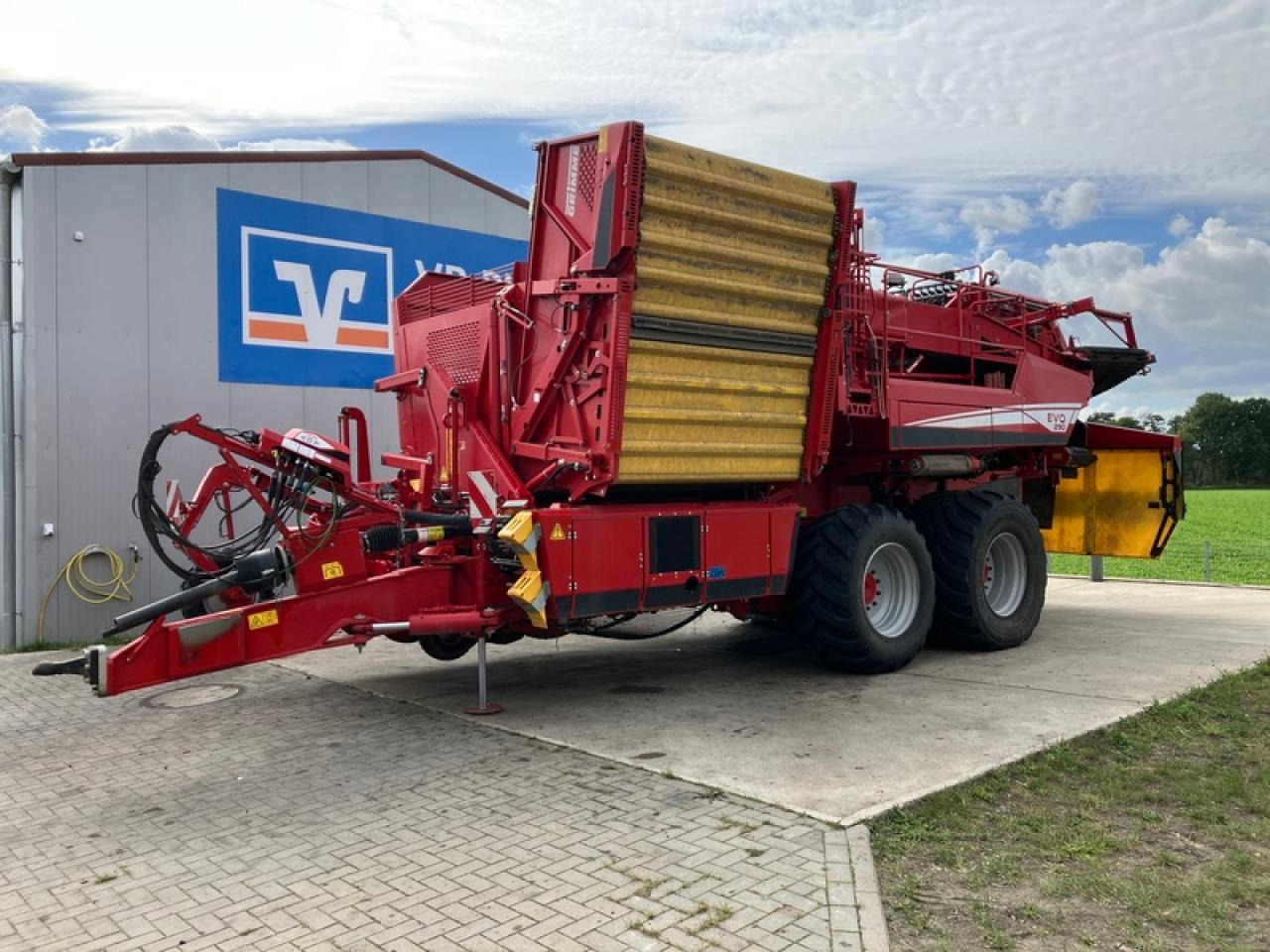 Grimme EVO 290 EASYSEP // 396 HA - Potato harvester: picture 1 Grimme EVO 290 EASYSEP // 396 HA - Potato harvester: picture 1