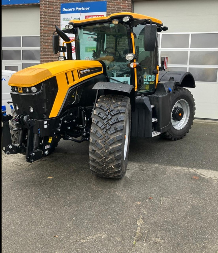 JCB FASTRAC 4190 - Farm tractor: picture 4 JCB FASTRAC 4190 - Farm tractor: picture 4